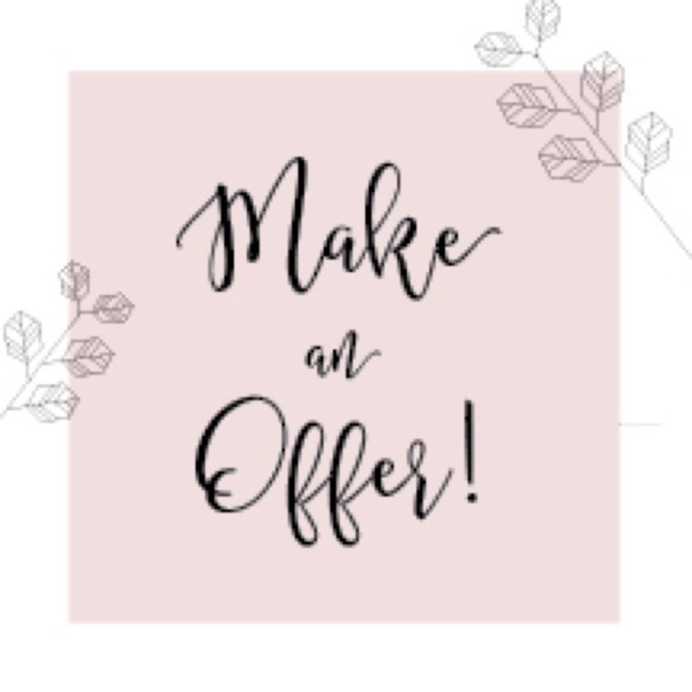 ✨Offers are accepted✨